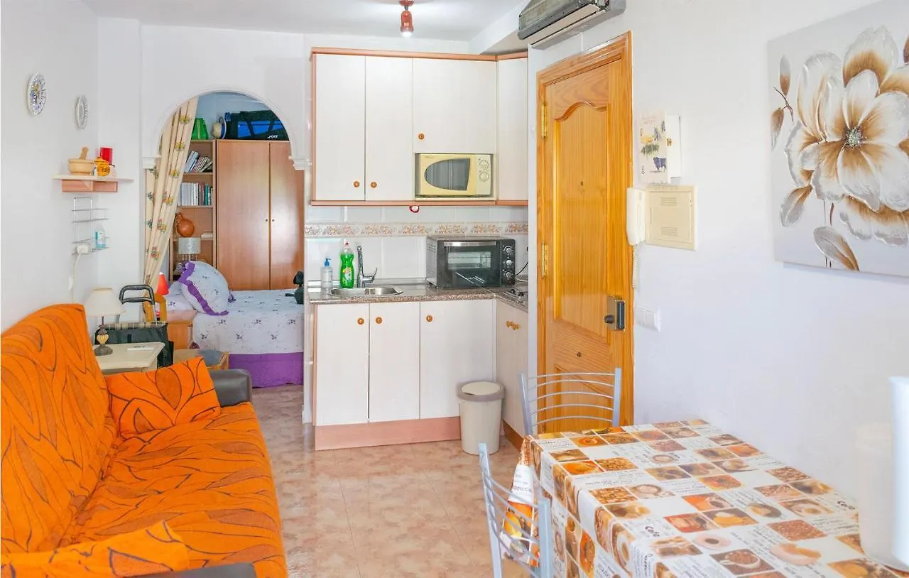 Stunning Apartment In Fuengirola With Kitchen 0*,  Španělsko