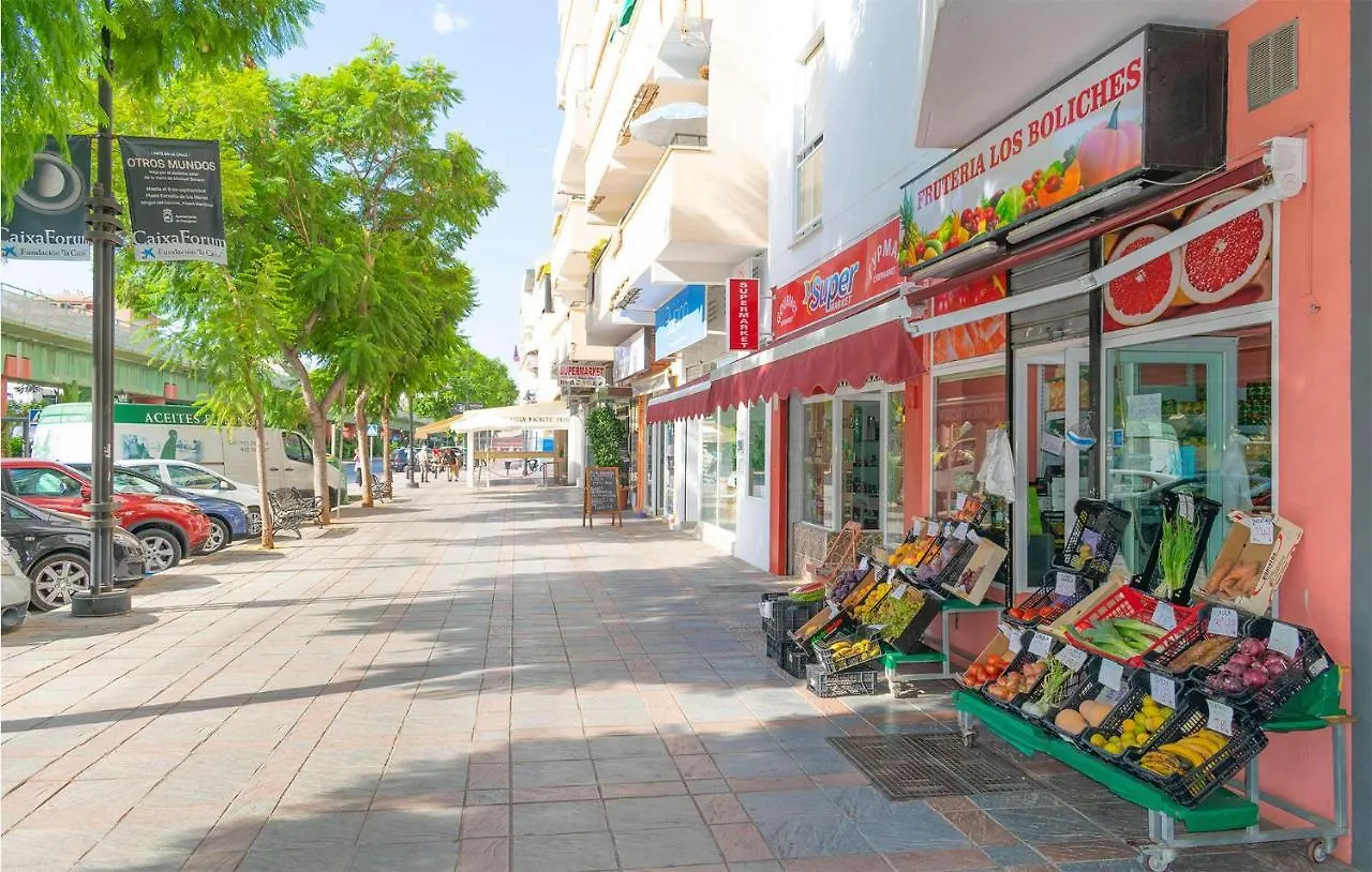 Stunning Apartment In Fuengirola With Kitchen Španělsko